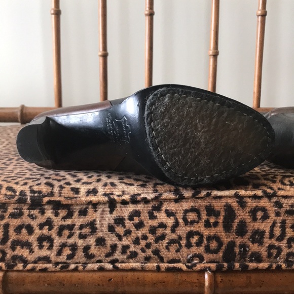 Insanely Gorgeous Stuart Weitzman Tall Hoots 😍😩 6.5 - Picture 5 of 11